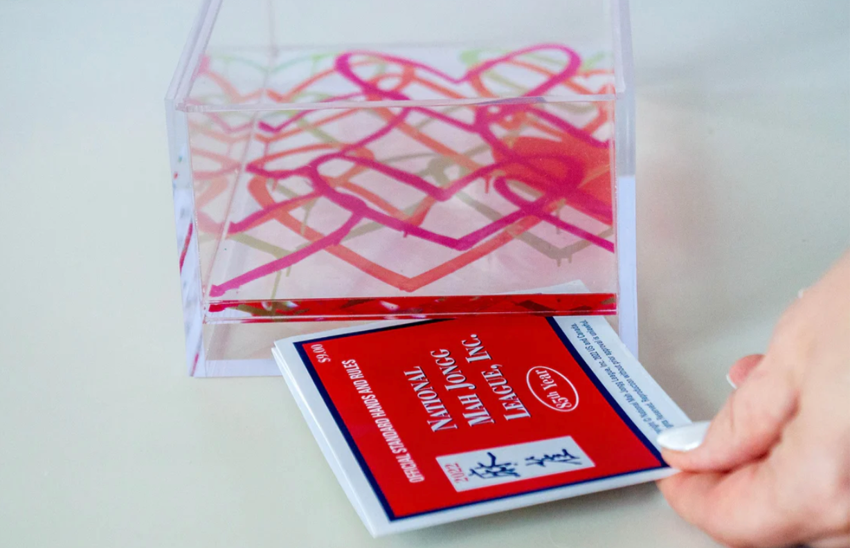 clear acrylic mahjong storage box w NMJL card slot by Oh my mahjong