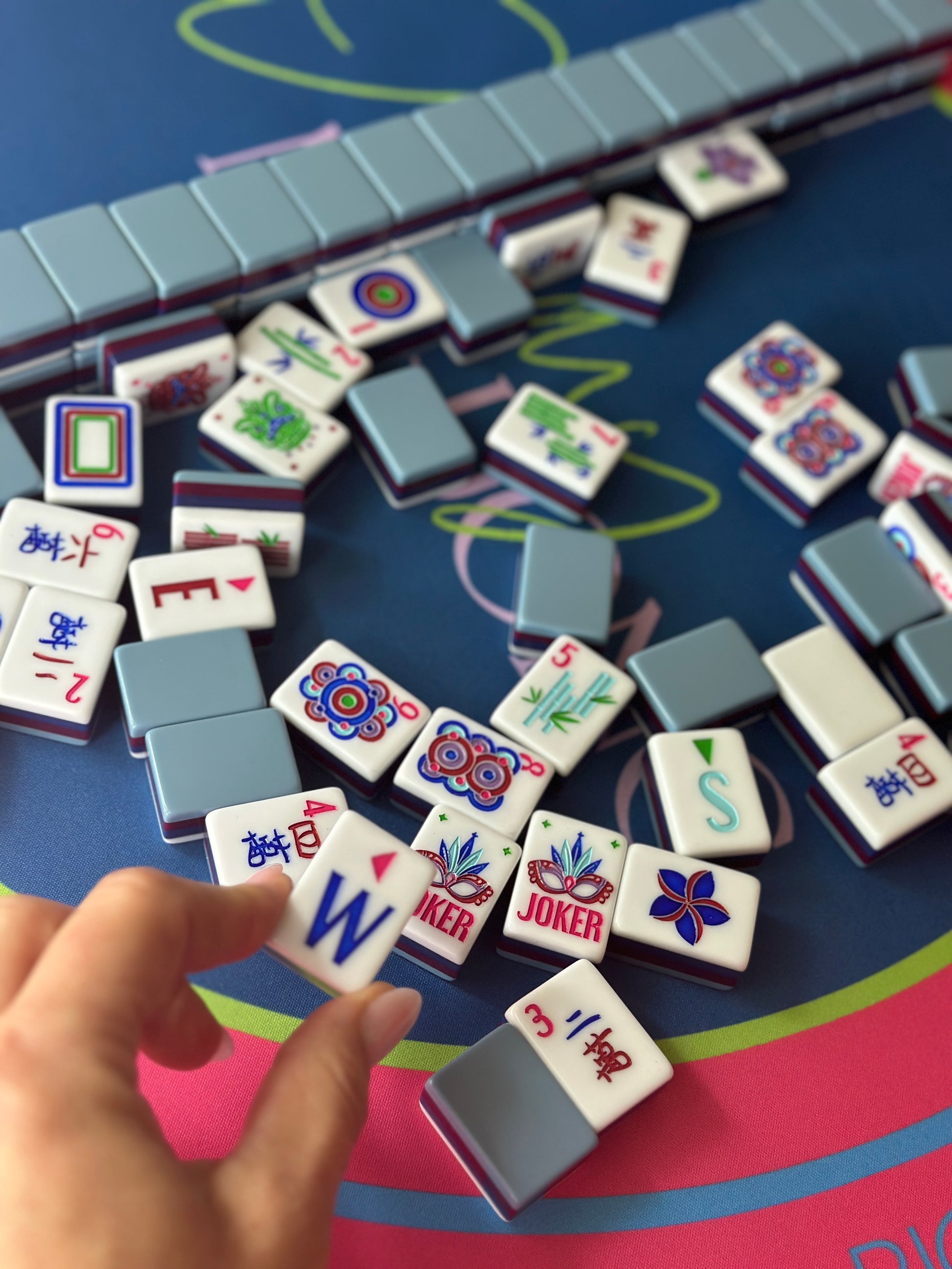 How to Play Jokers and Blanks in the Game of Mahjong – Oh My Mahjong